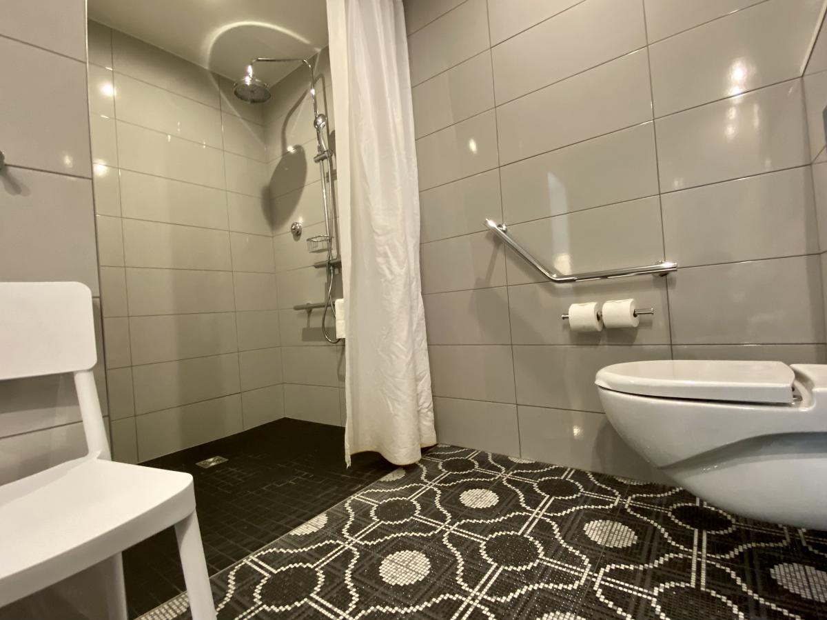 Hôtel Le Basile - PRM Room